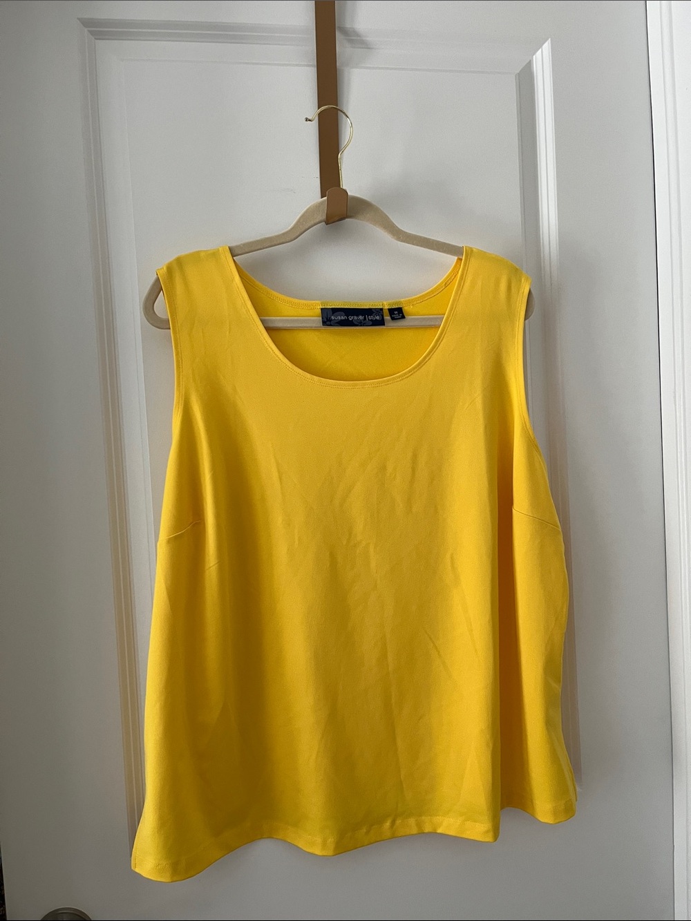 Susan Graver Sunny Yellow Scoop Neck Tank NWOT